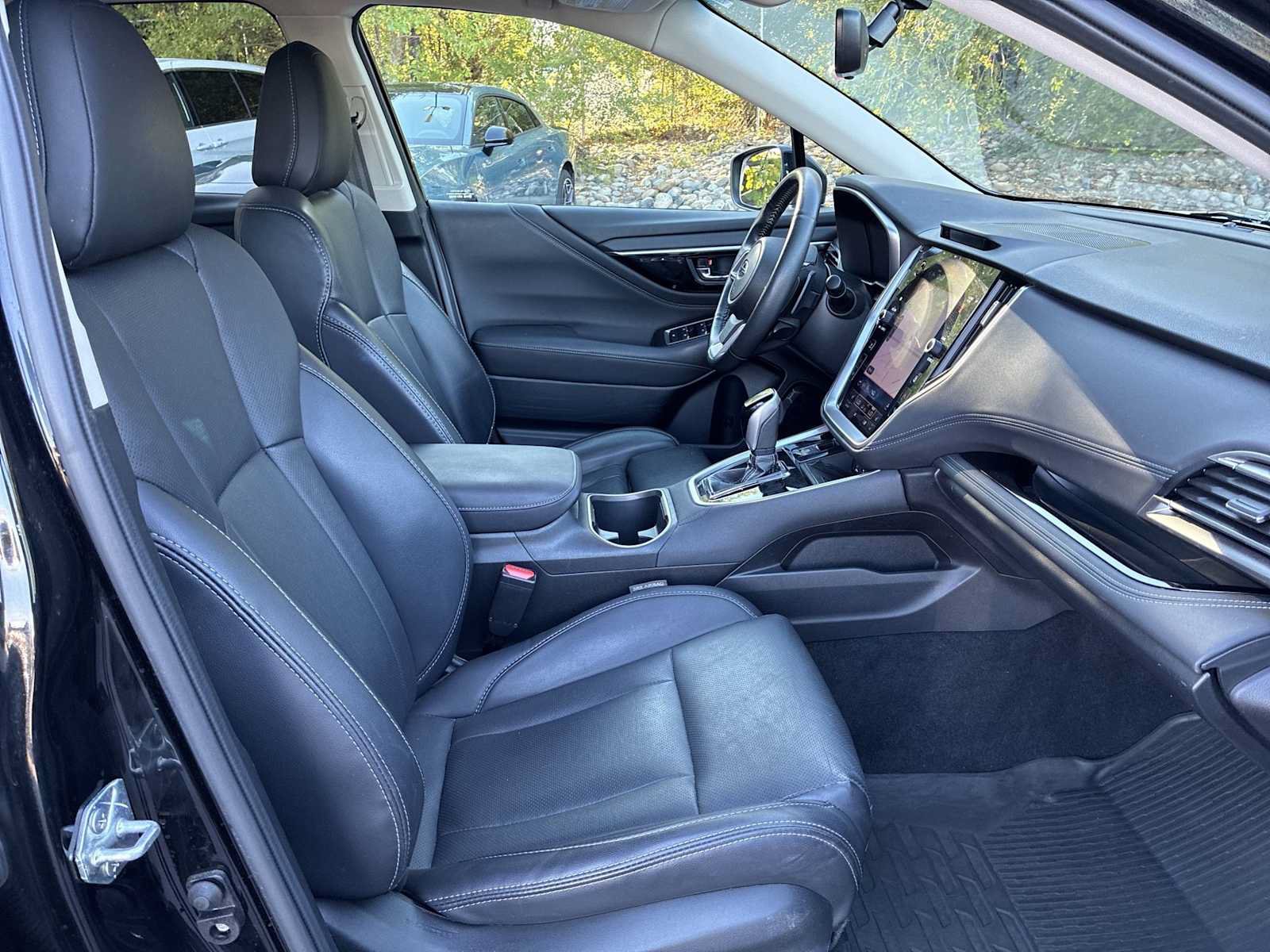 Used 2022 Subaru Outback Limited AWD/4WD image 25