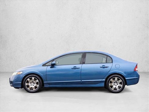 Used 2011 Honda Civic LX image 8