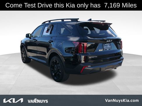 Certified 2024 Kia Sorento SX Prestige w/ Sage Leather Package image 5