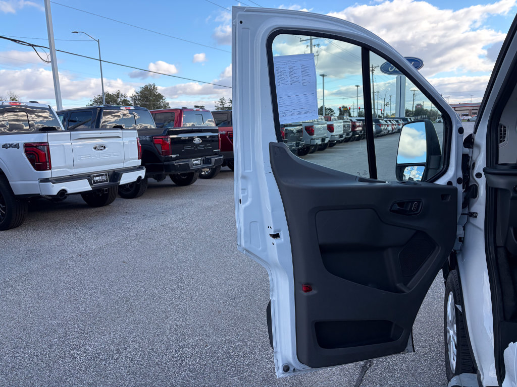 Used 2025 Ford Transit 250 Low Roof w/ Exterior Upgrade Package RWD image 11