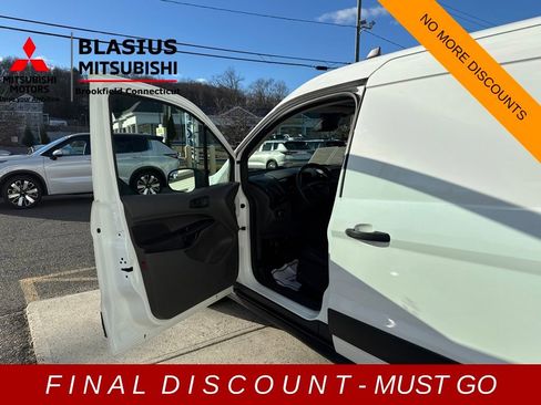Used 2022 Ford Transit Connect XL image 9