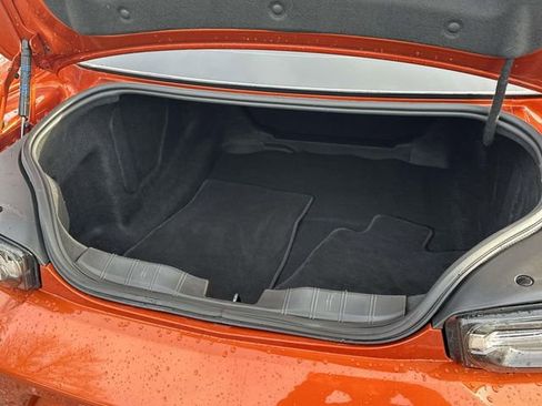 Used 2023 Chevrolet Camaro SS w/ Design Package 3 image 17