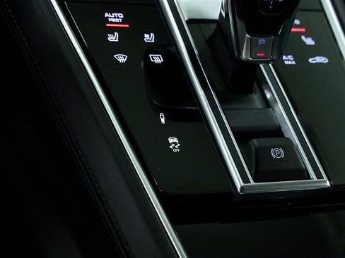Used 2020 Porsche Panamera GTS image 30