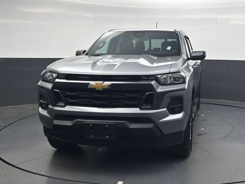 Used 2024 Chevrolet Colorado LT w/ LT Convenience Package II RWD image 14