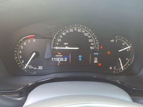 Used 2018 Cadillac XT5 Luxury w/ Driver Awareness Package image 30