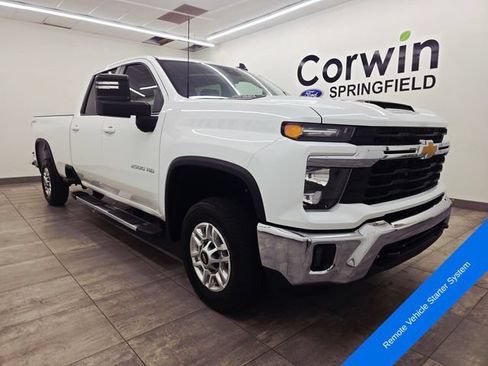 Used 2025 Chevrolet Silverado 2500 LT w/ Convenience Package AWD/4WD image 7