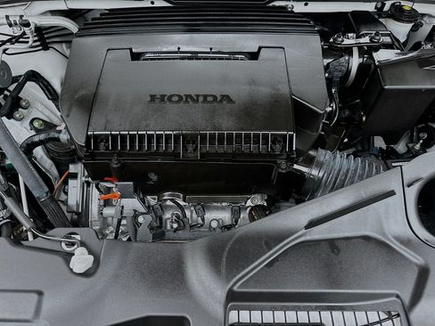 Used 2025 Honda Pilot EX-L image 31