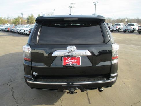 Used 2015 Toyota 4Runner Limited image 4