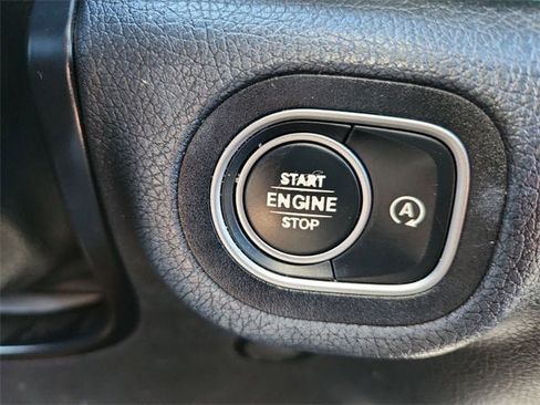 Used 2020 Mercedes-Benz GLE 350 4MATIC image 17