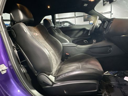 Used 2016 Dodge Challenger R/T Scat Pack w/ Leather Interior Group image 34