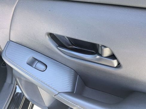 Used 2025 Nissan Sentra SV FWD image 26