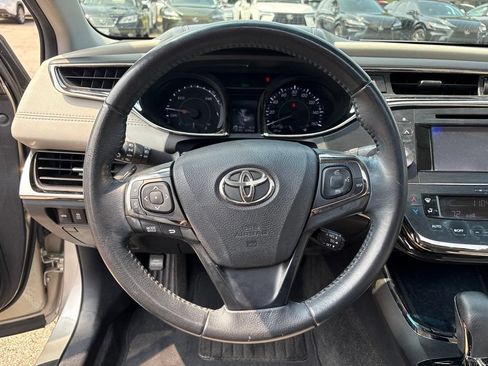 Used 2014 Toyota Avalon XLE Touring FWD image 13