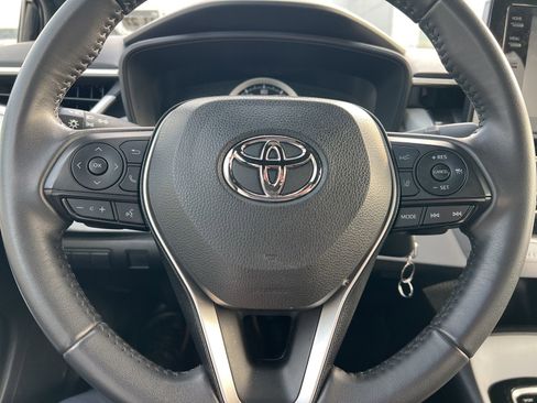 Used 2022 Toyota Corolla SE image 13