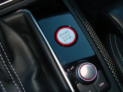 Used 2018 Audi S6 Premium Plus image 26