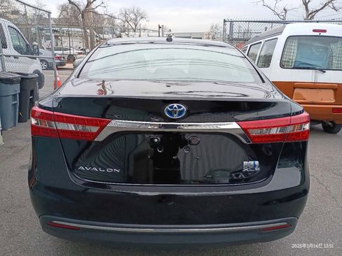 Used 2018 Toyota Avalon XLE Plus image 4