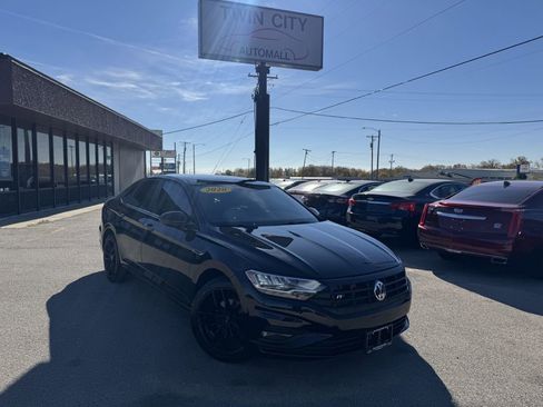 Used 2020 Volkswagen Jetta R-Line w/ R-Line Cold Weather Package image 1