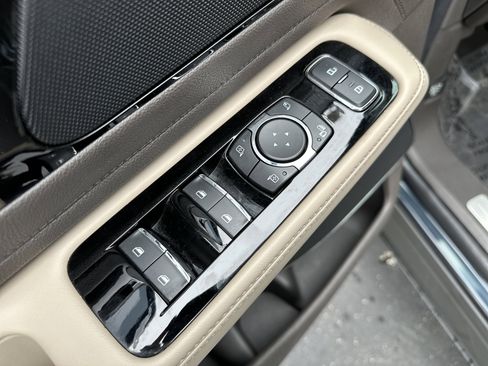 Used 2022 Lincoln Aviator Reserve w/ Equipment Group 201A image 15