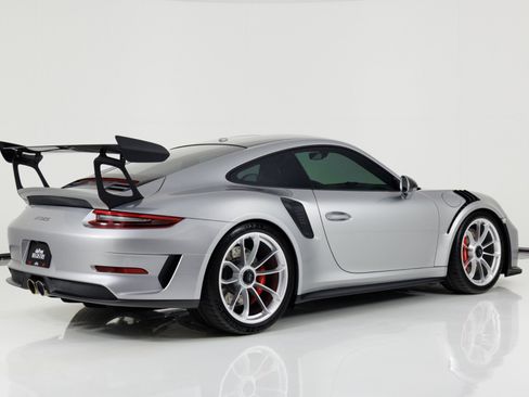 Used 2019 Porsche 911 GT3 RS RWD image 3