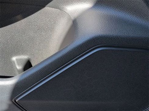 Used 2025 Honda Civic Sport image 32