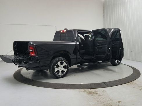 Used 2025 RAM 1500 Tradesman AWD/4WD image 15