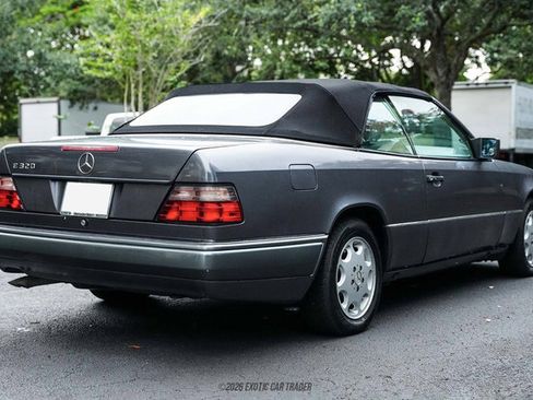 Used 1995 Mercedes-Benz E 320 Convertible image 20