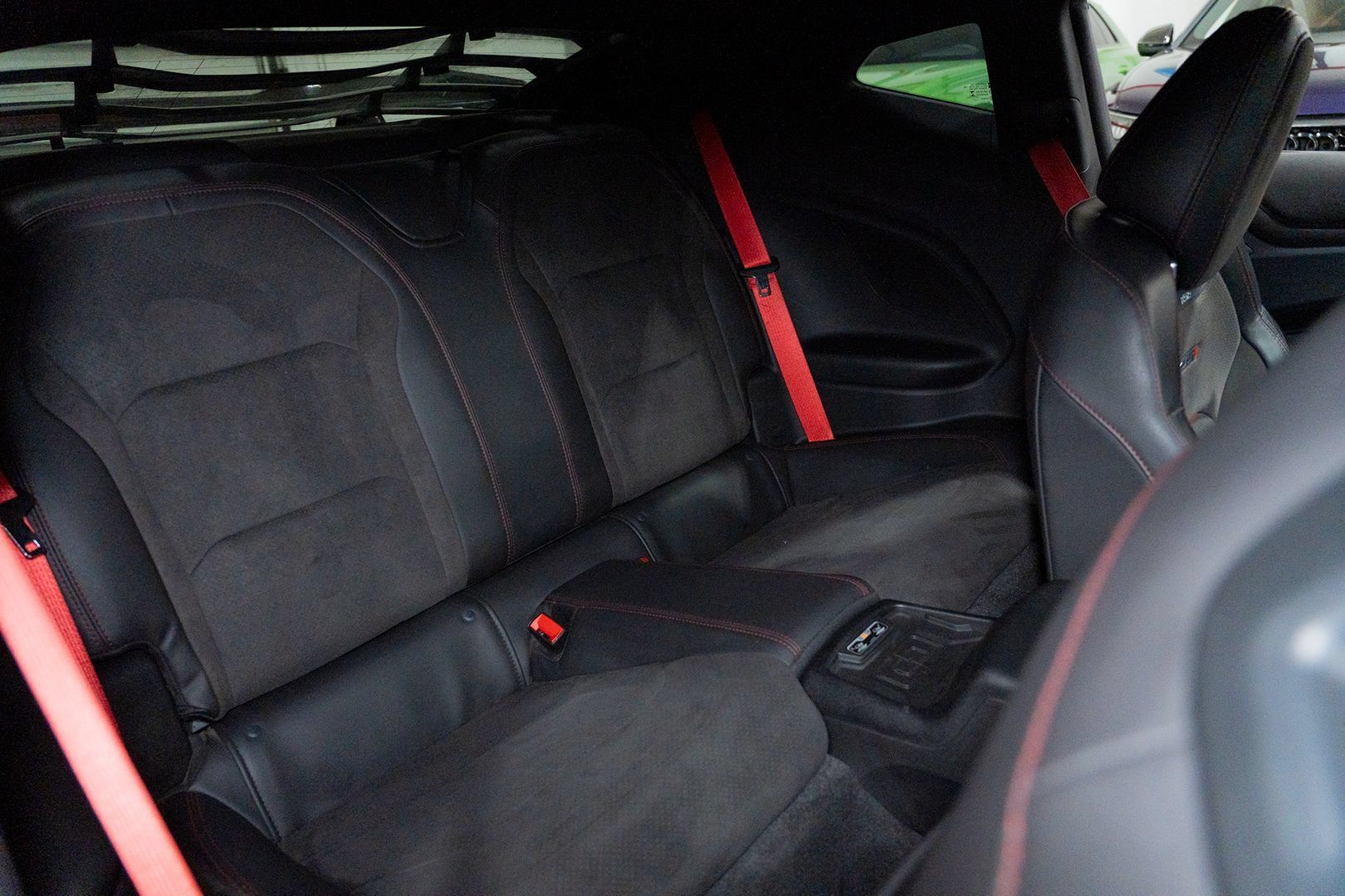 Used 2018 Chevrolet Camaro ZL1 RWD image 26