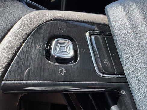 Used 2025 Lincoln Corsair AWD w/ Equipment Group 101A image 15