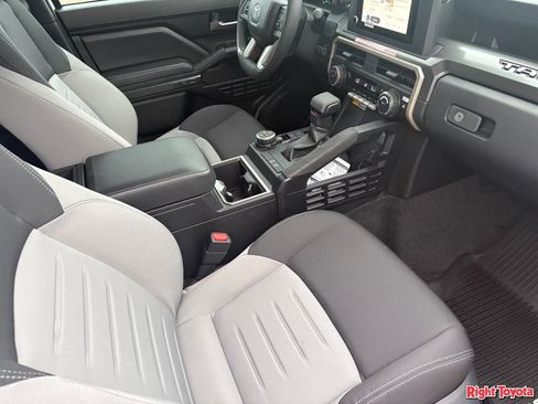 New 2026 Toyota Tacoma TRD Off-Road AWD/4WD image 15