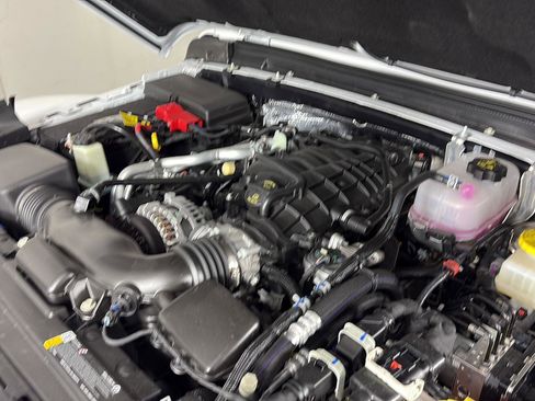 Used 2026 Jeep Wrangler Unlimited Rubicon w/ Steel Bumper Group image 13