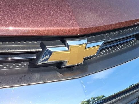 Used 2023 Chevrolet TrailBlazer LT FWD image 28