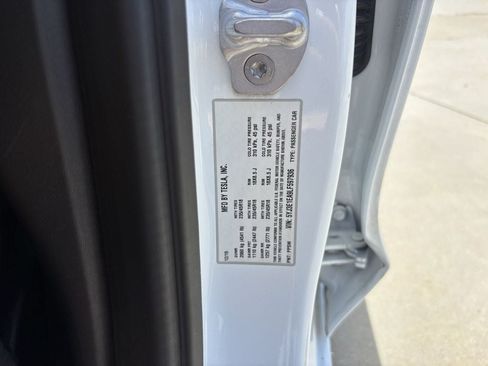 Used 2020 Tesla Model 3 RWD image 30