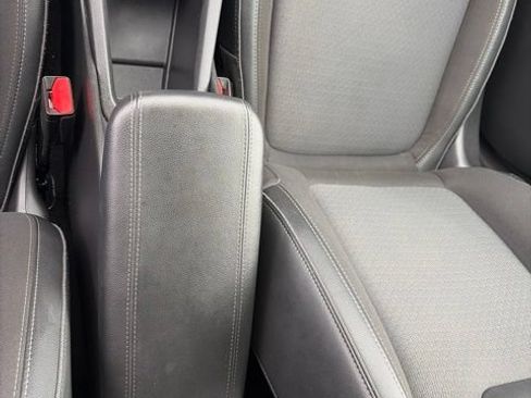 Used 2022 Buick Encore GX Select AWD/4WD image 25