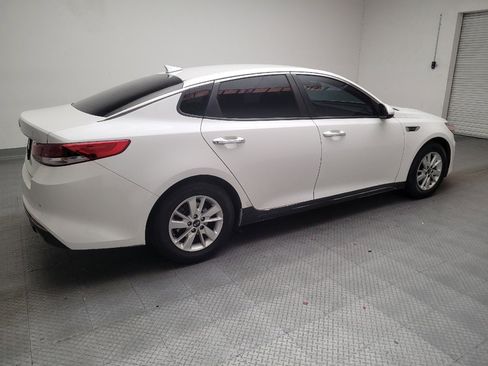 Used 2018 Kia Optima LX FWD image 10