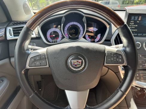 Used 2011 Cadillac SRX Luxury AWD/4WD image 17