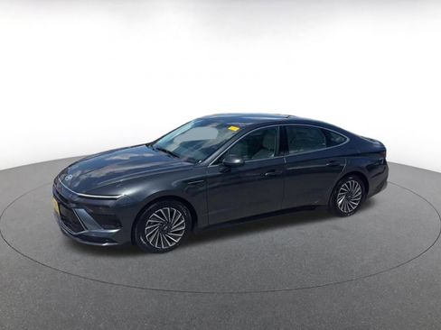Used 2025 Hyundai Sonata SEL FWD image 8