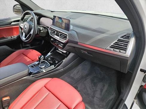 Used 2024 BMW X3 sDrive30i w/ Convenience Package RWD image 21