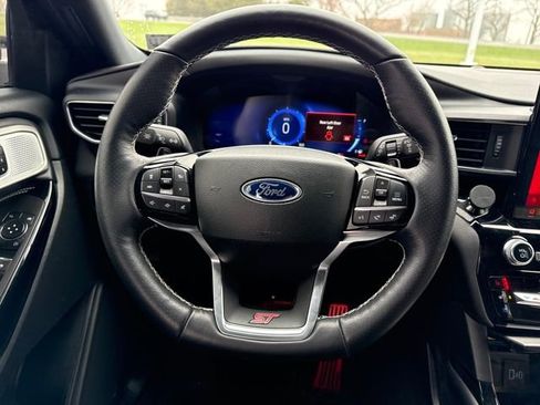 Used 2023 Ford Explorer ST w/ Equipment Group 401A image 21
