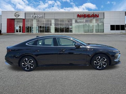 Used 2025 Hyundai Sonata SEL FWD image 8