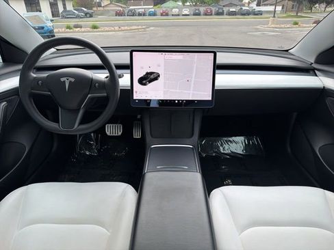 Used 2022 Tesla Model 3 Performance AWD/4WD image 18