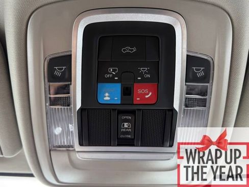 Used 2025 RAM 3500 Longhorn image 22