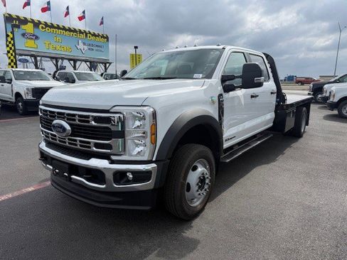 New 2026 Ford F550 4x4 Crew Cab image 5