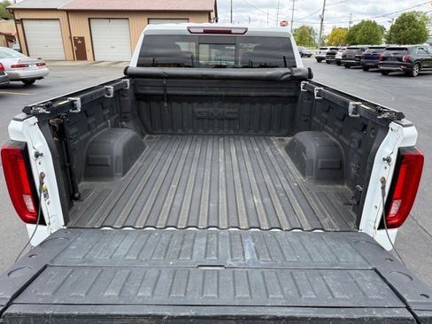 Used 2020 GMC Sierra 1500 SLT w/ SLT Premium Plus Package AWD/4WD image 39