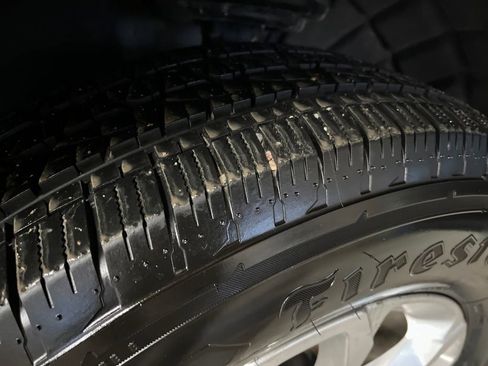 Used 2020 Chevrolet Traverse LT w/ Driver Confidence II Package image 29