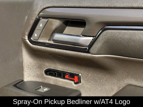 Used 2024 GMC Sierra 1500 AT4 w/ Technology Package image 33