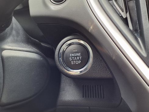 Certified 2024 Subaru Crosstrek 2.0i Premium image 12