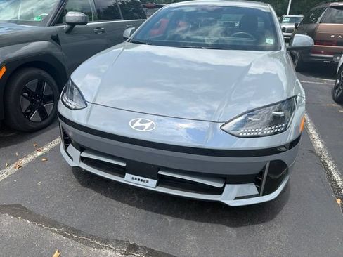 Used 2023 Hyundai Ioniq 6 SEL RWD image 4