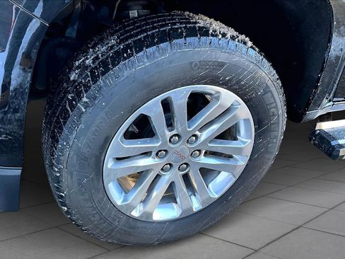 Used 2018 GMC Canyon SLT w/ Trailering Package image 10