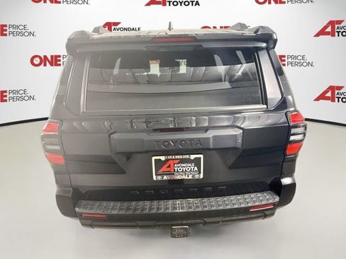 Certified 2025 Toyota 4Runner SR5 AWD/4WD image 7