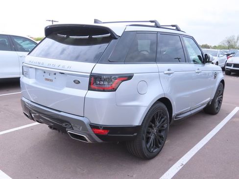 Used 2019 Land Rover Range Rover Sport HSE image 3