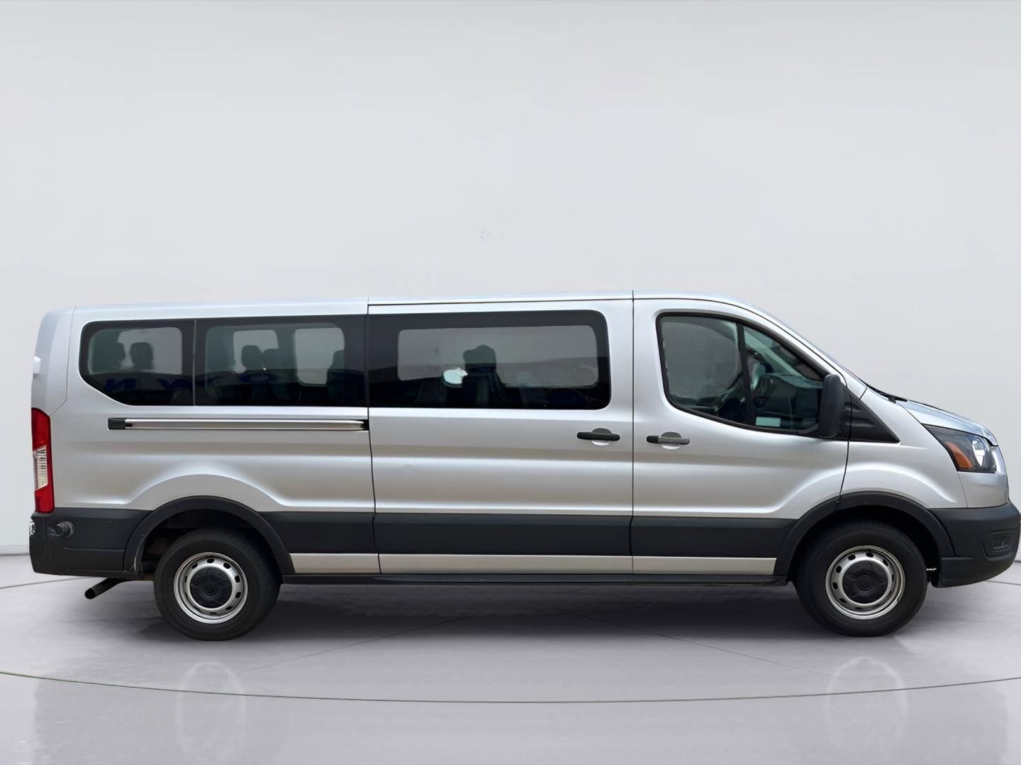 Used 2024 Ford Transit 350 XL RWD image 2
